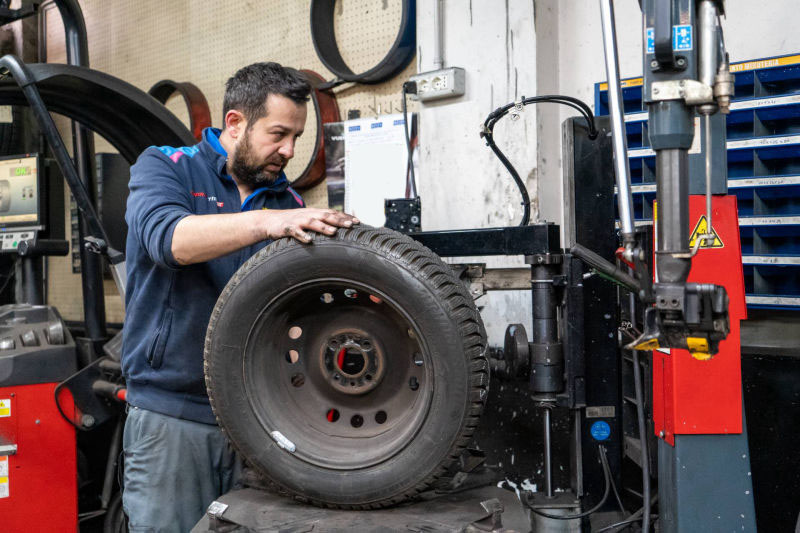 Gommista Torino  Revisioni Settimo Torinese