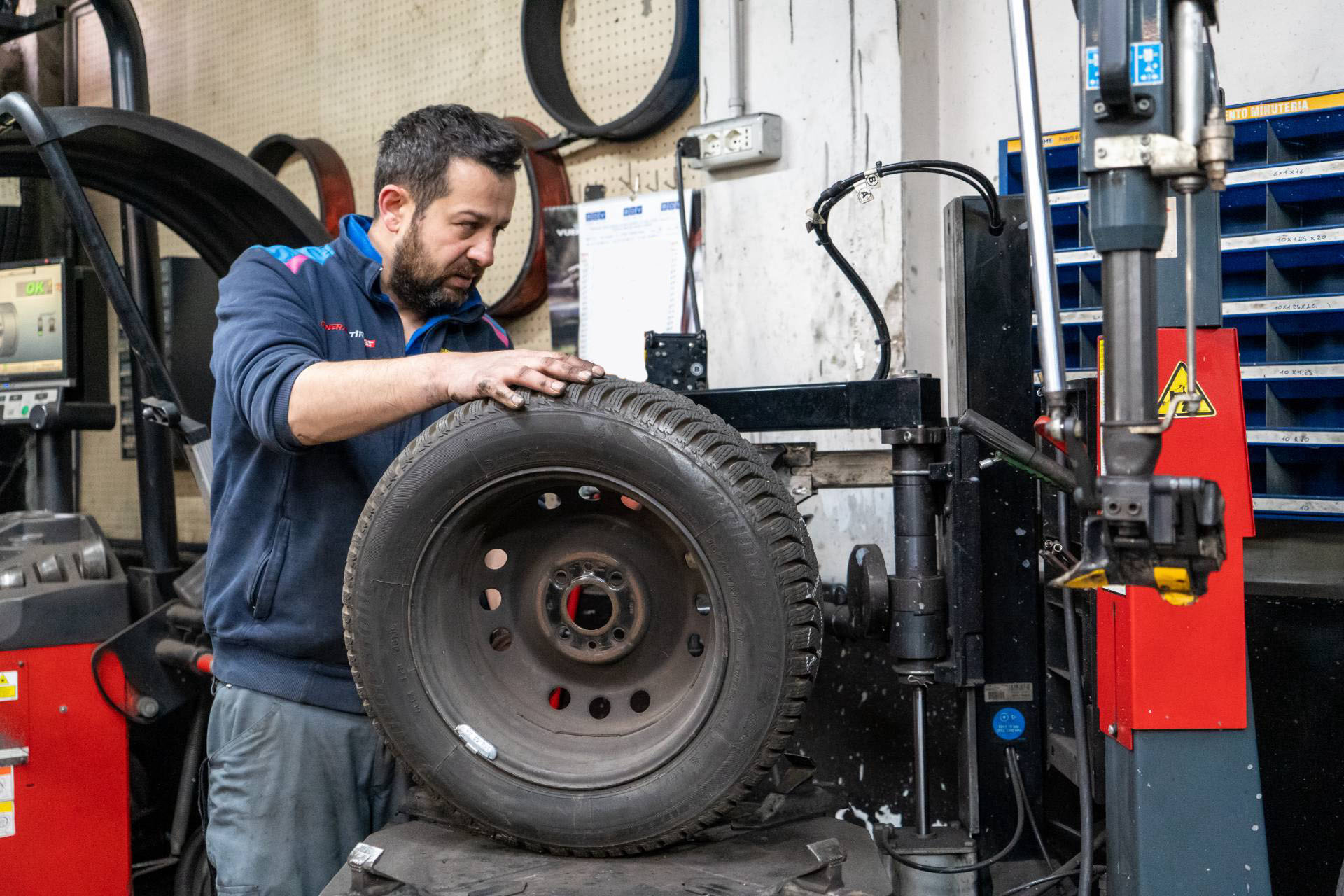 Gommista Torino  Revisioni Settimo Torinese